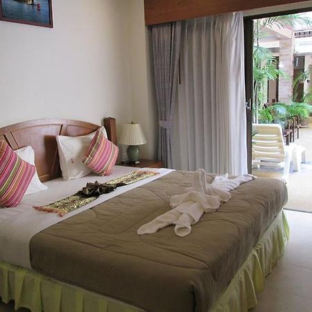 Mt Hotel Patong Phuket Exterior foto
